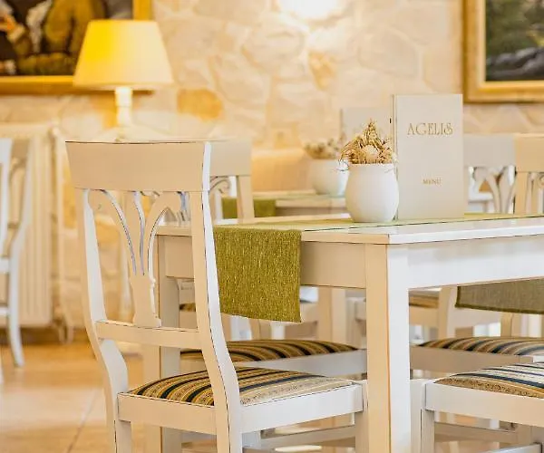 Agelis بلاك كالا