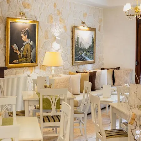 Hotel Agelis 3*